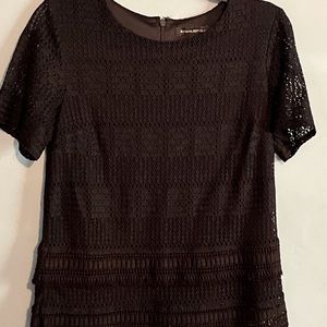 SELLING BANANA REPUBLIC TOP SIZE SMALL COLOR BLACK SHORT  SLEEVE USED